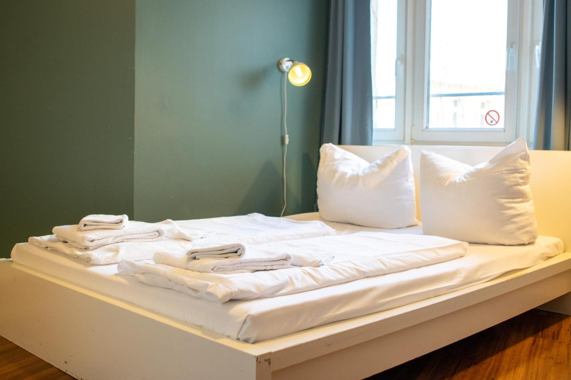 St Christopher'S Apartments Berlin Room photo